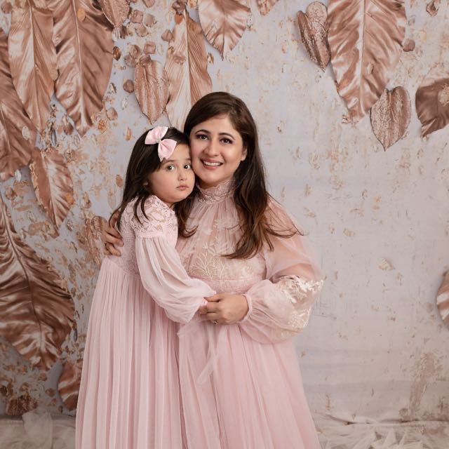 Dynamic Super Mom Monisha Gururani launches her new luxury skincare brand House of Soundarya !!